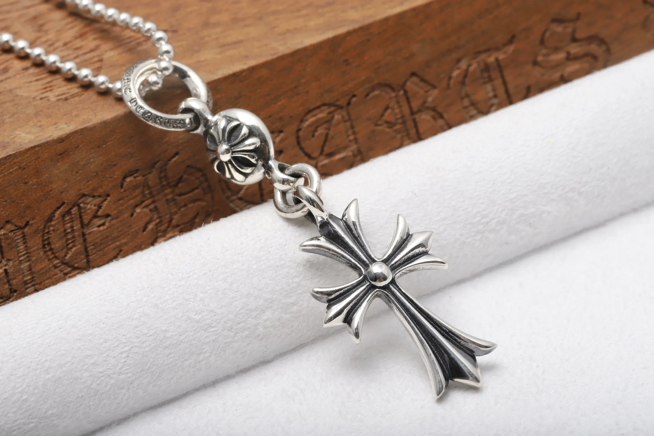 Chrome Hearts-Inspired Cross Pendant Necklace (Sterling Silver) D50017878 — view 7