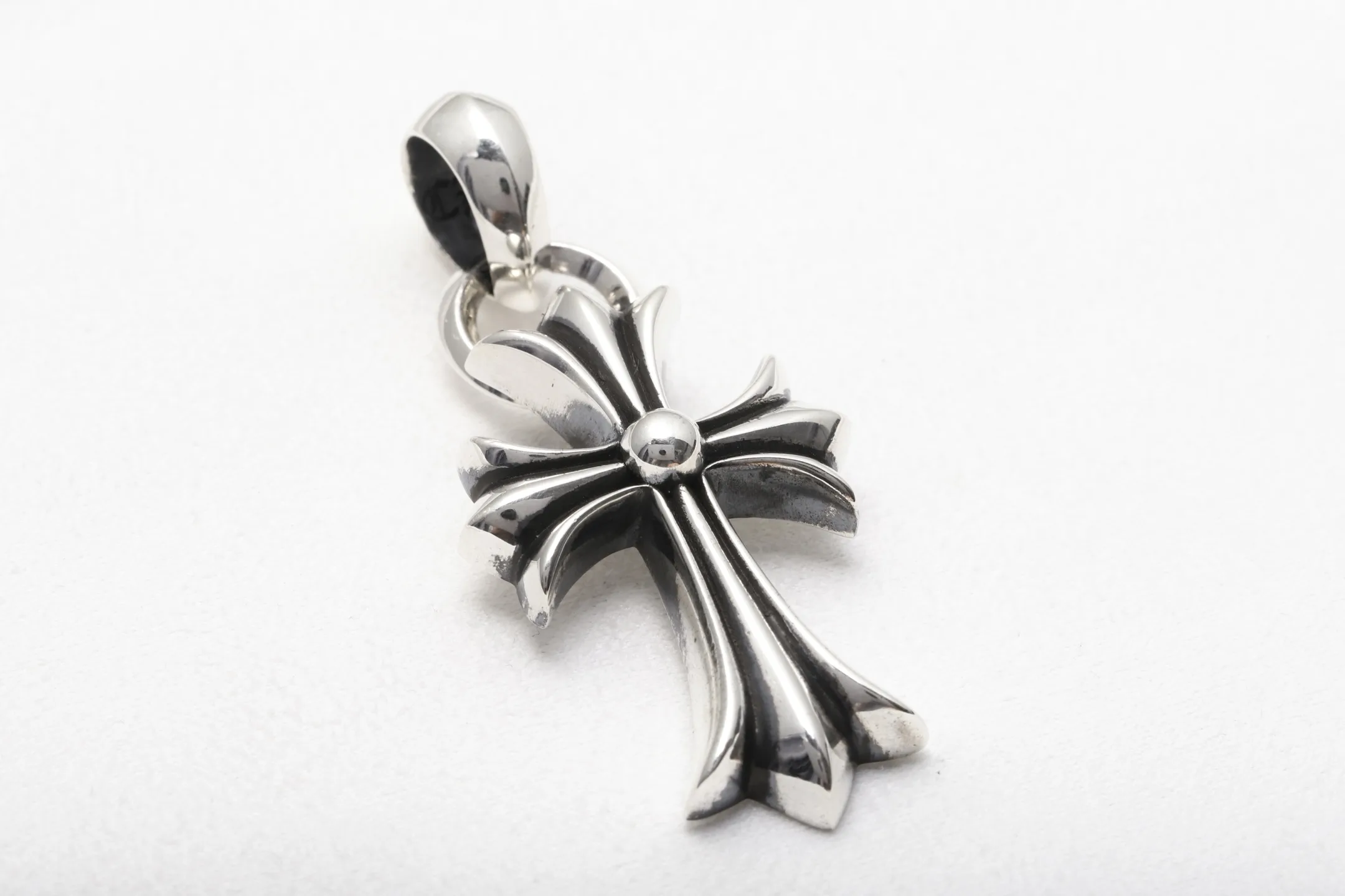 Chrome Hearts Cross Pendant Necklace (Sterling Silver) D208016539 — view 7
