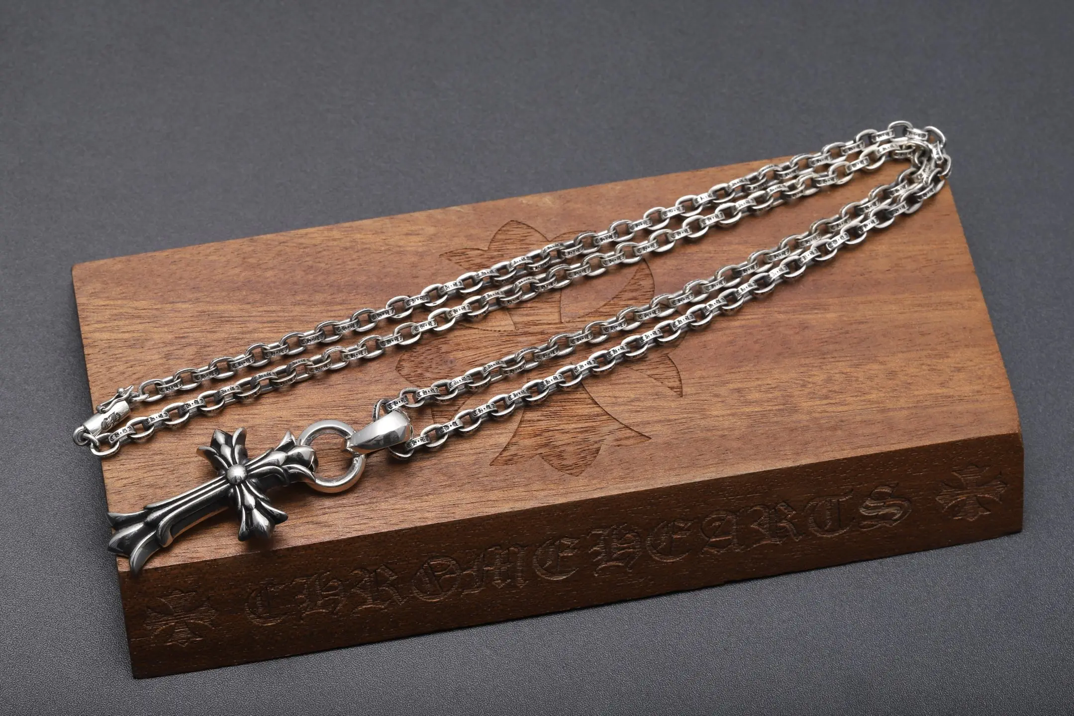 Chrome Hearts Cross Pendant Necklace (Sterling Silver) D199016538 — view 3
