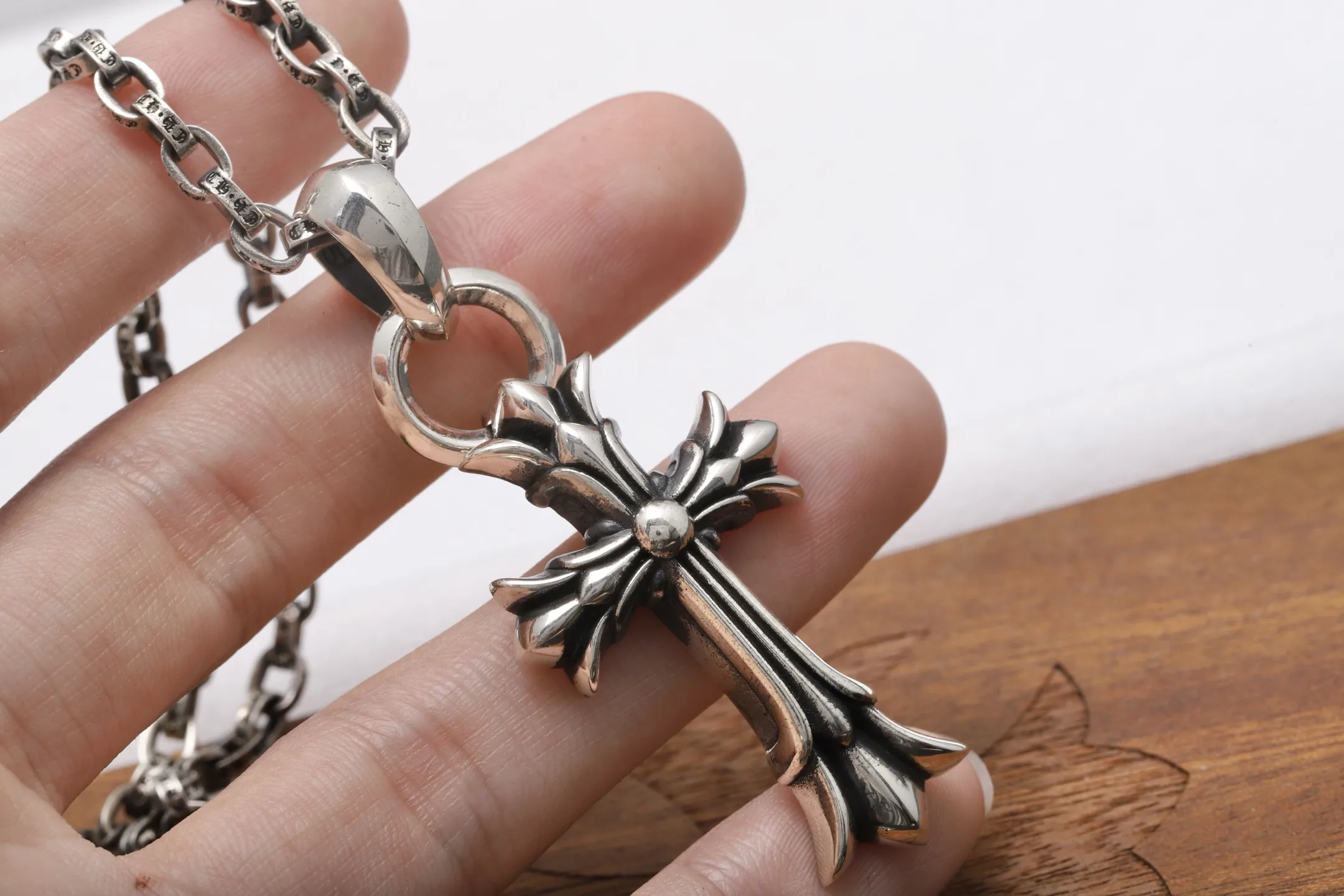 Chrome Hearts Cross Pendant Necklace (Sterling Silver) D199016538 — view 4