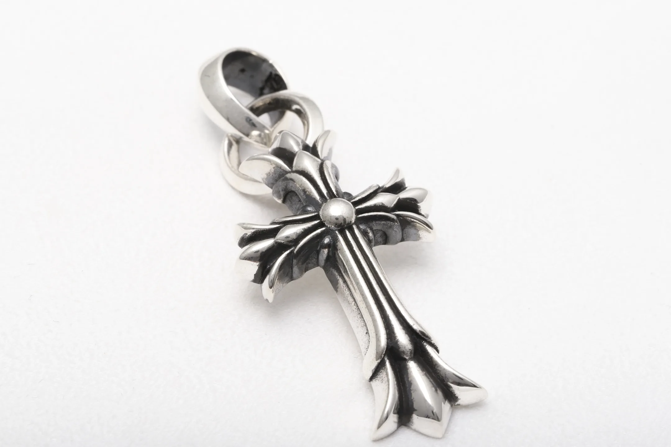 Chrome Hearts Cross Pendant Necklace (Sterling Silver) D199016538 — view 7