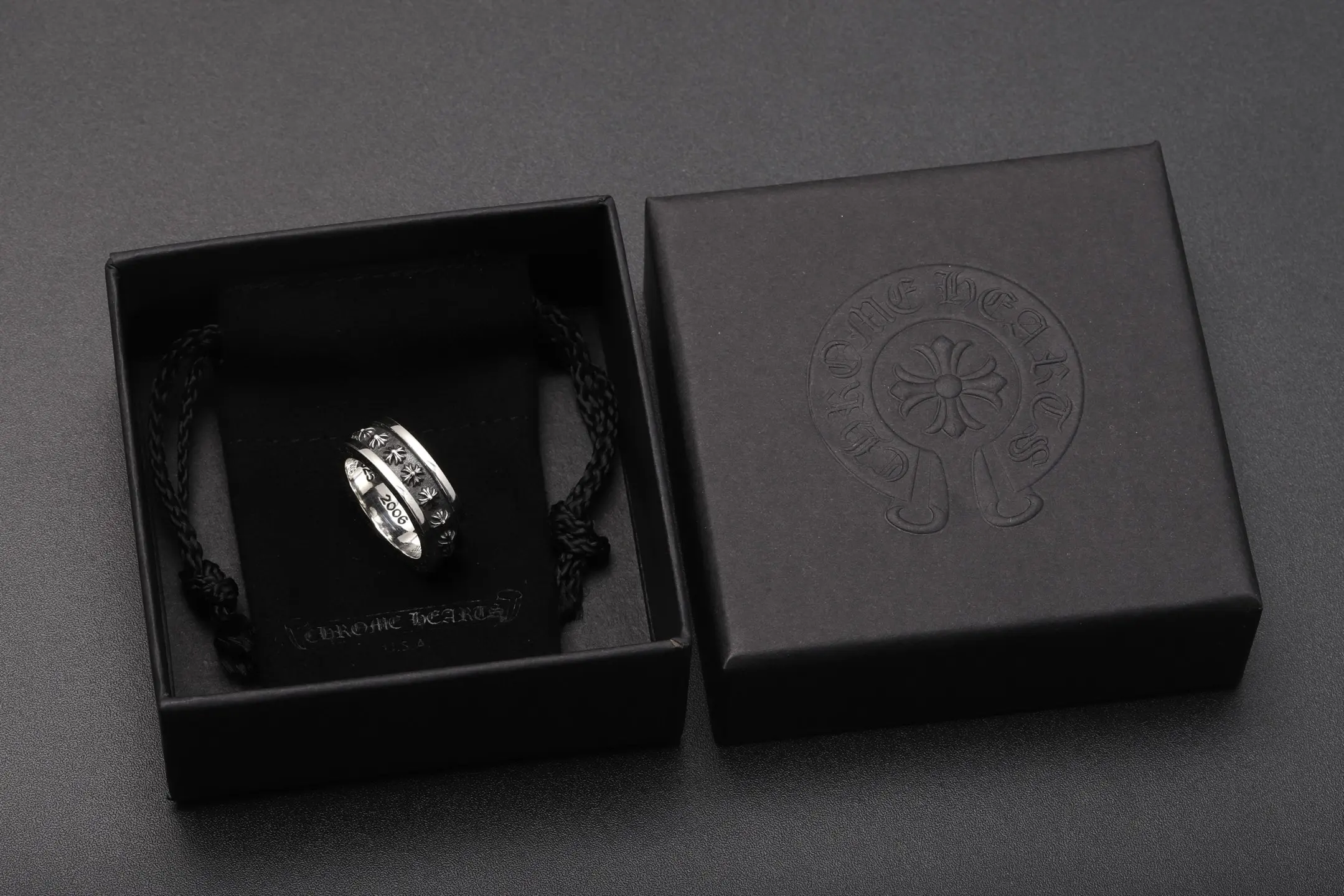 Mini Cross Motif Sterling Silver Ring D47017883 — view 2