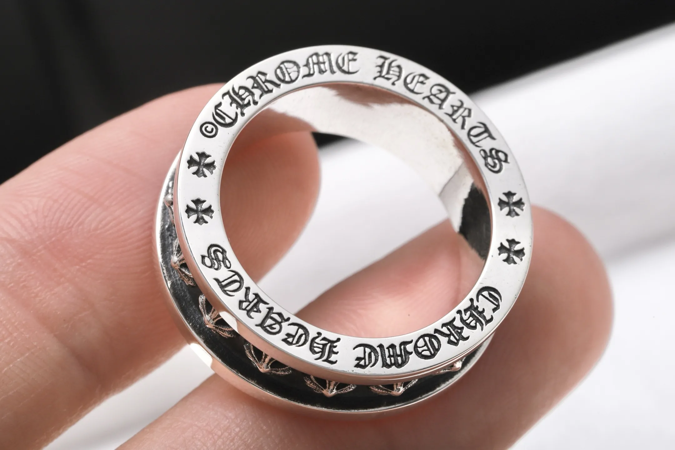 Mini Cross Motif Sterling Silver Ring D47017883 — view 5