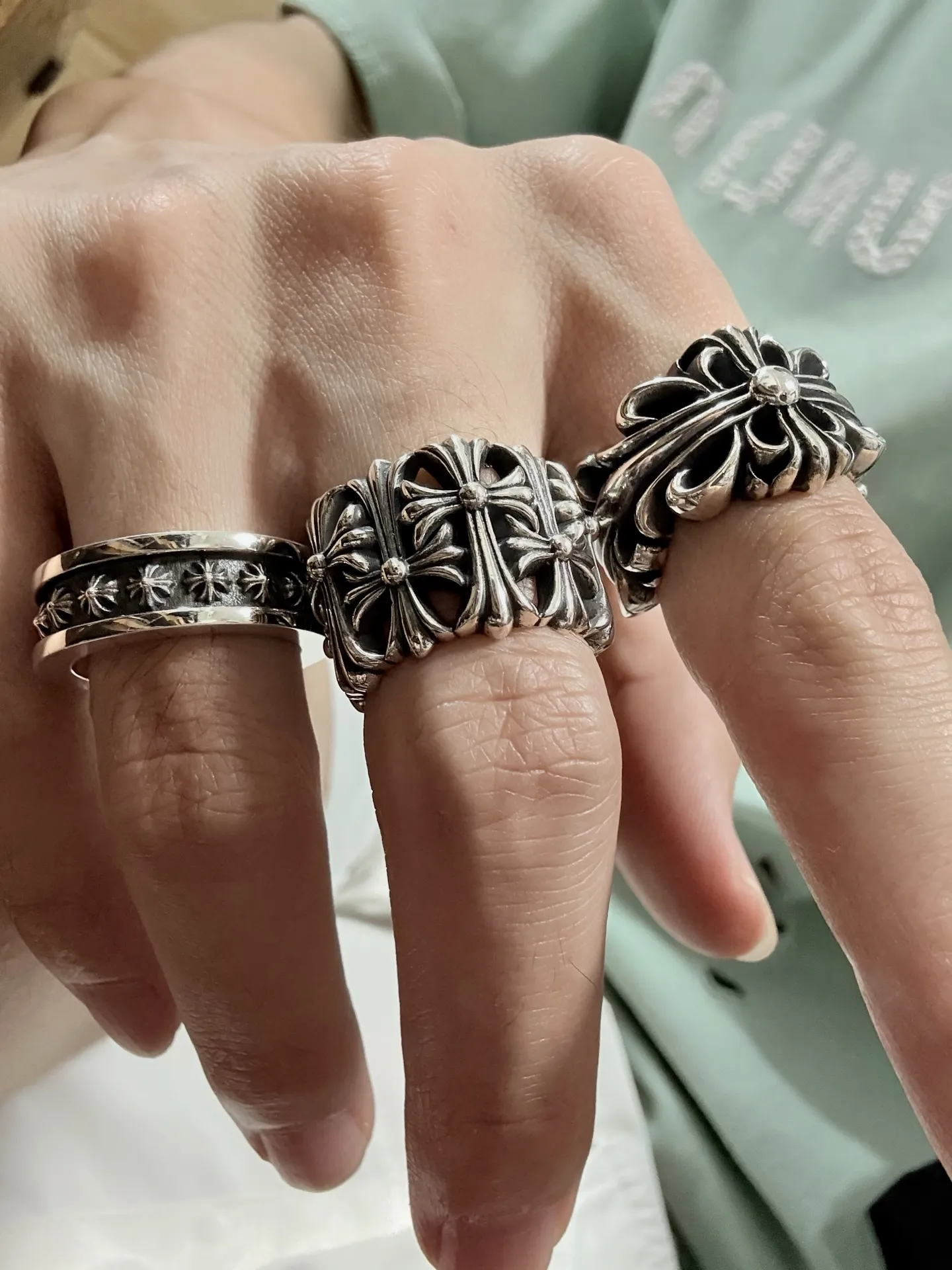Mini Cross Motif Sterling Silver Ring D47017883 — view 9