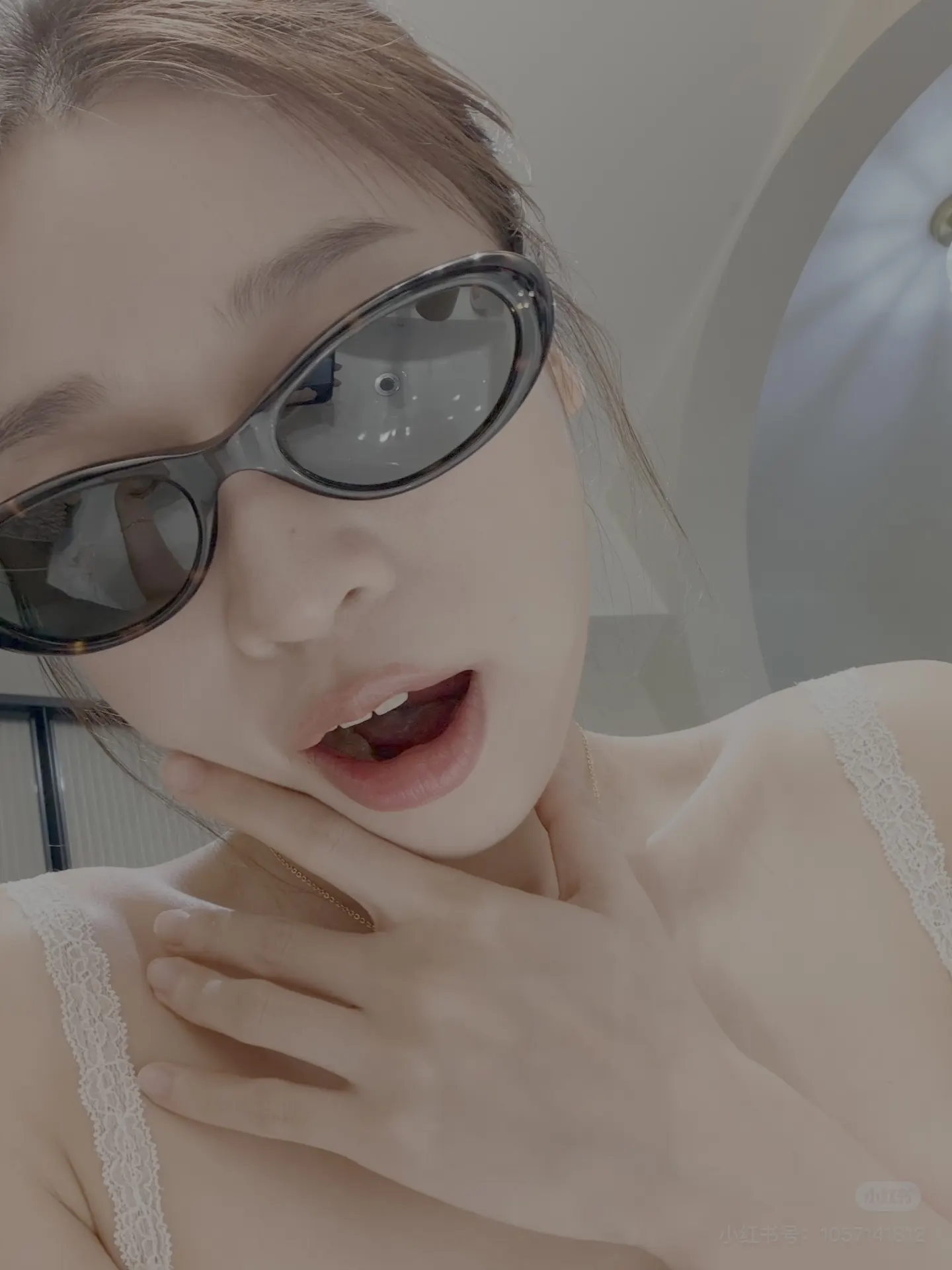 Cat-Eye Sunglasses D34018564
