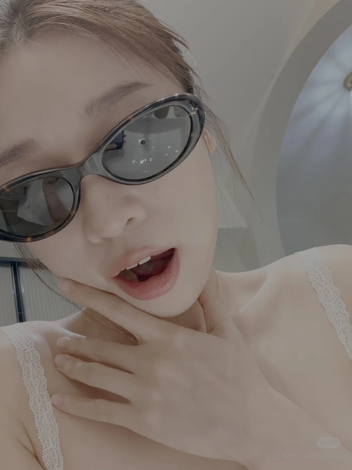 Cat-Eye Sunglasses D34018564