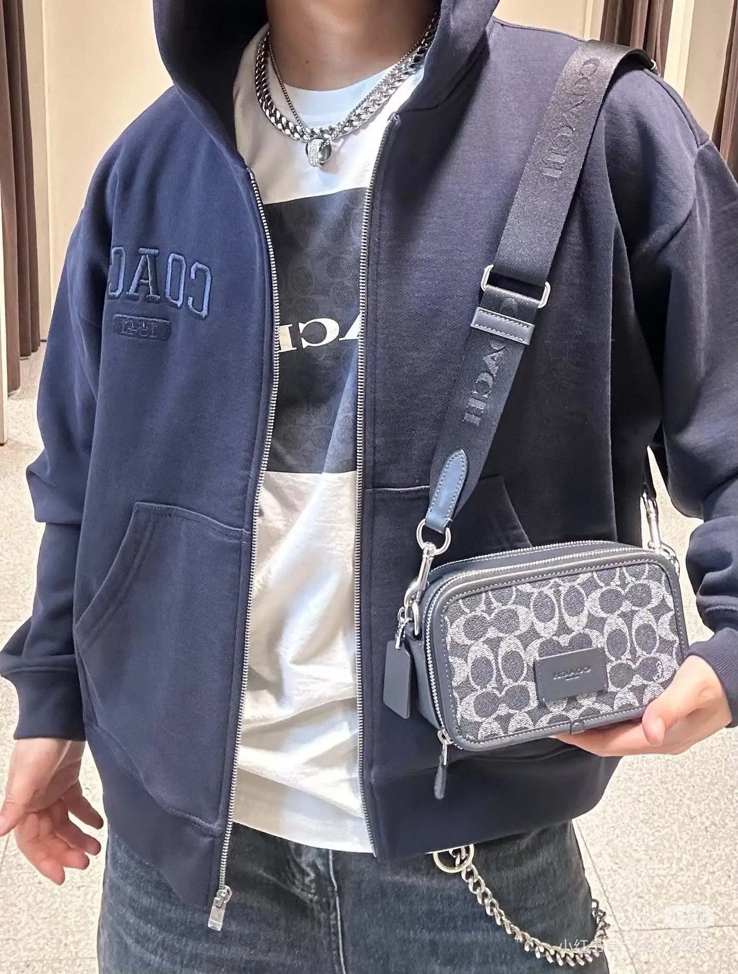 Signature Coated Canvas Camera Bag D38017961 — view 10
