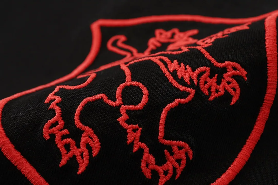 Embroidered Crest Logo Oversized T-Shirt D16918805 — view 12
