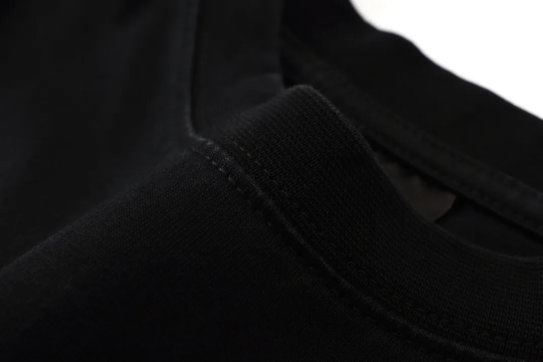 Embroidered Crest Logo Oversized T-Shirt D16918805 — view 16