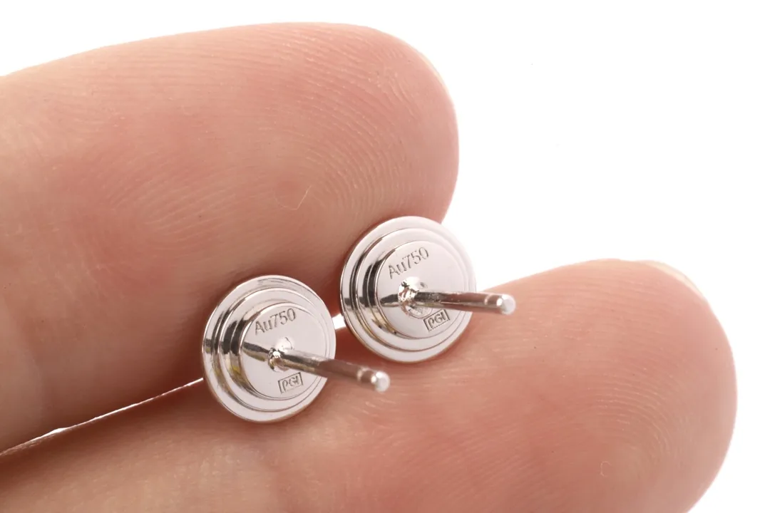 D'Amour Solitaire Stud Earrings (Gold-Plated Brass) D11516875 — view 5