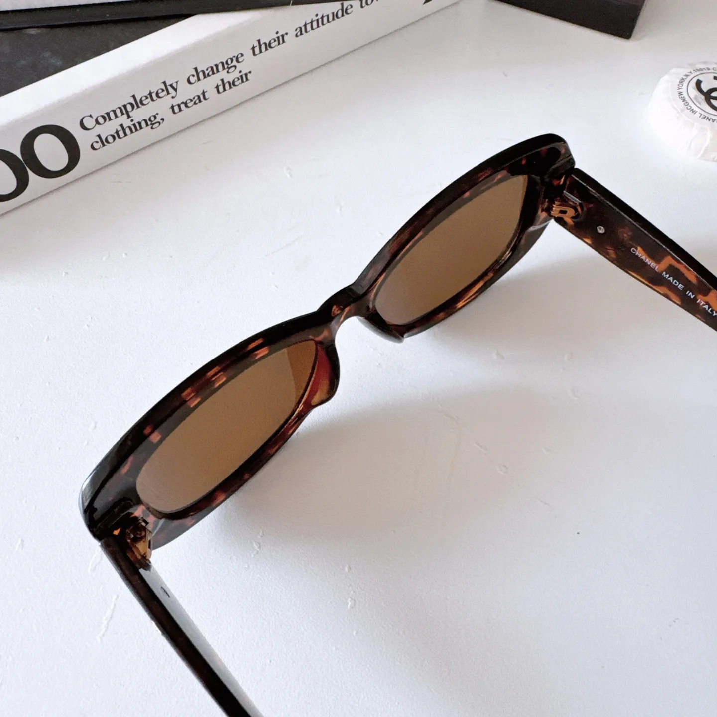 Chanel Double Logo Embellished Sunglasses D20018544 — view 2