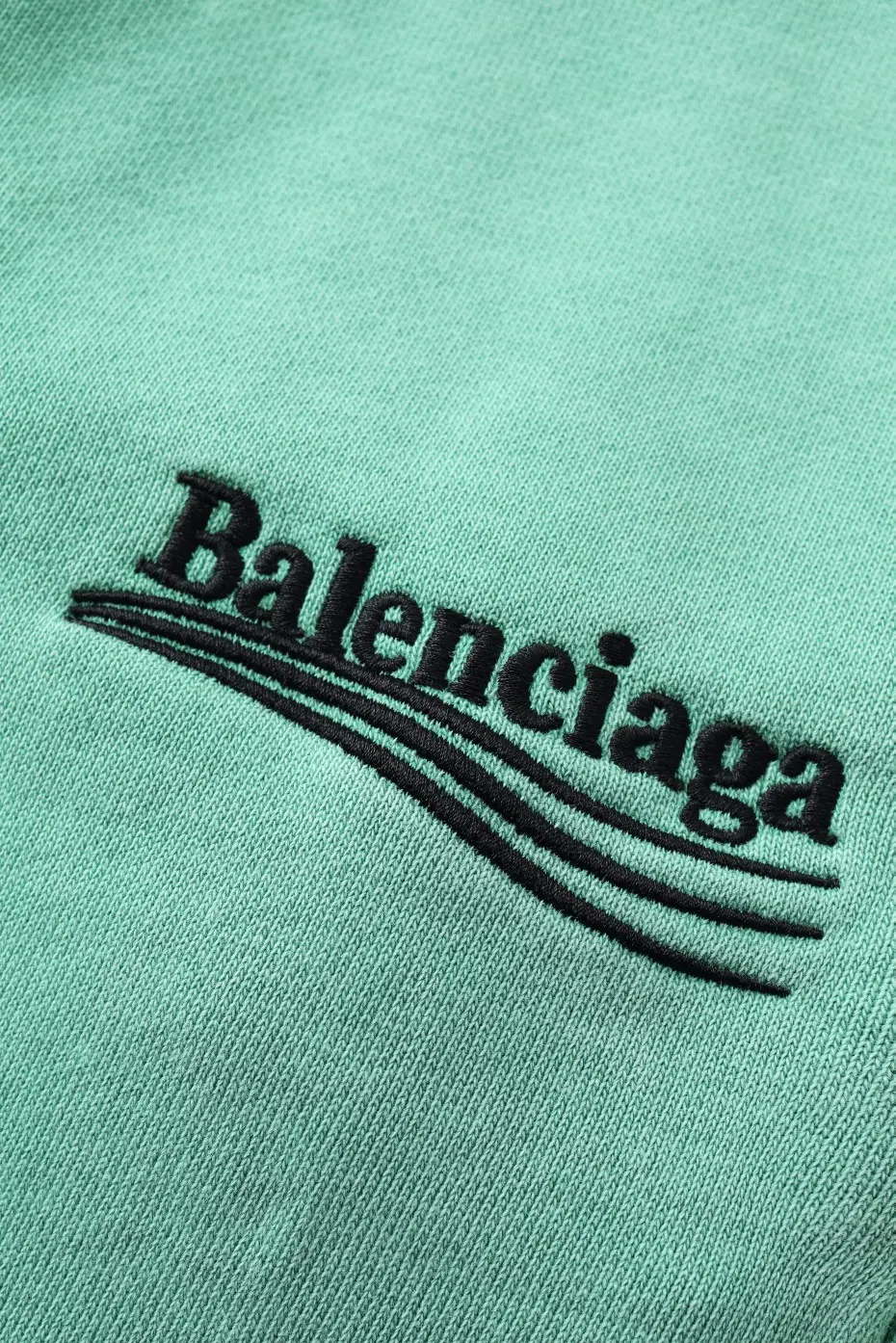Logo-Embroidered Washed Cotton Sweat Shorts D18918820 — view 3