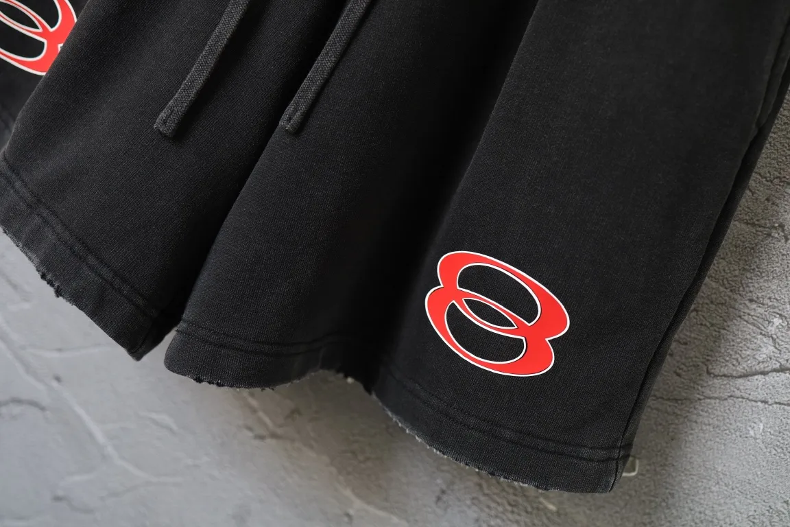 Washed Graphic Print Sweat Shorts D21521301 — view 3
