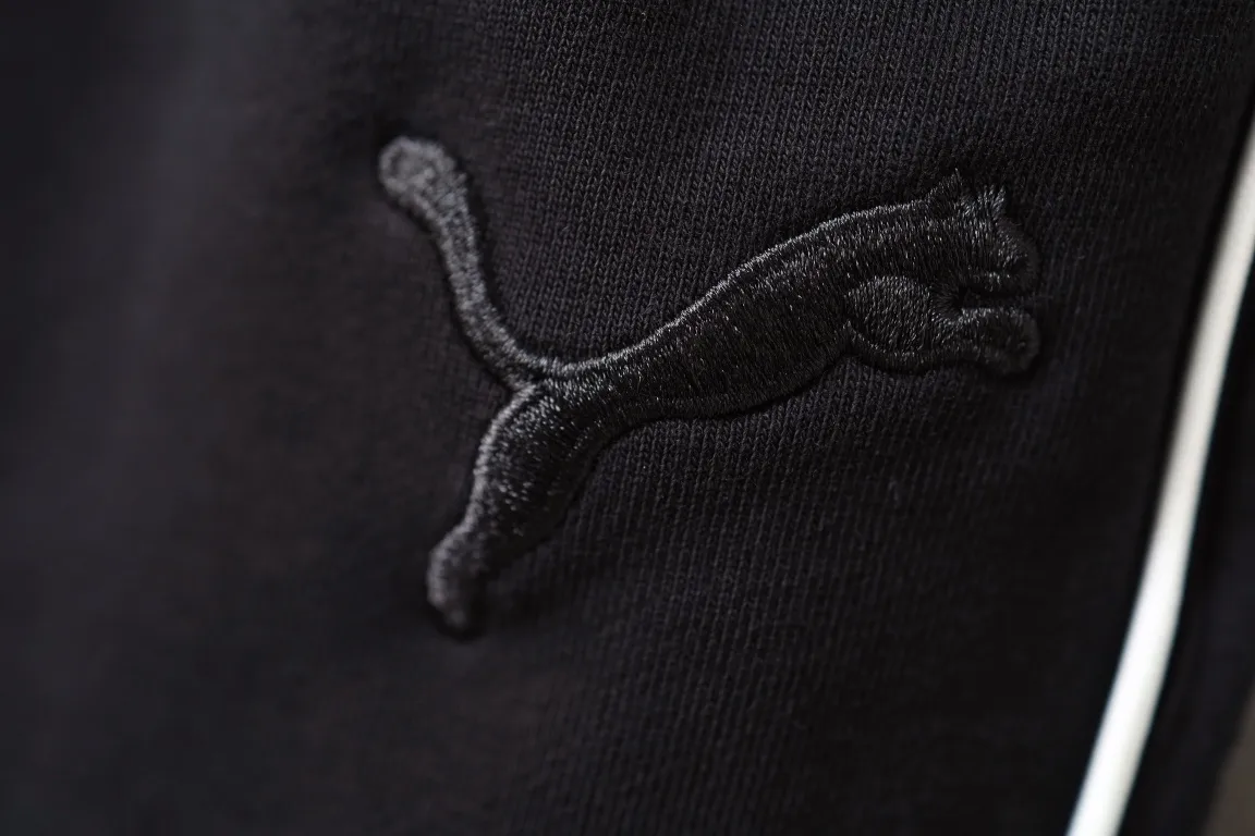 Embroidered Logo Track Shorts D19921306 — view 5