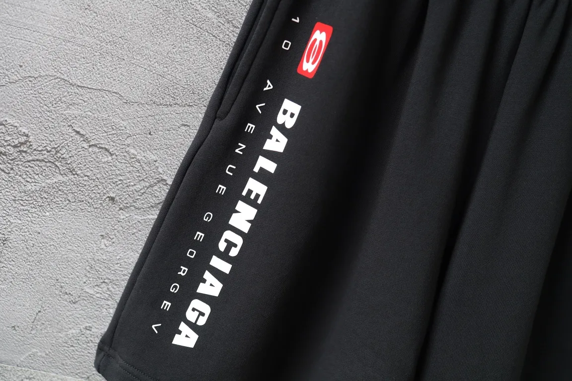 Logo Print Cotton-Jersey Sweat Shorts D17921296 — view 4