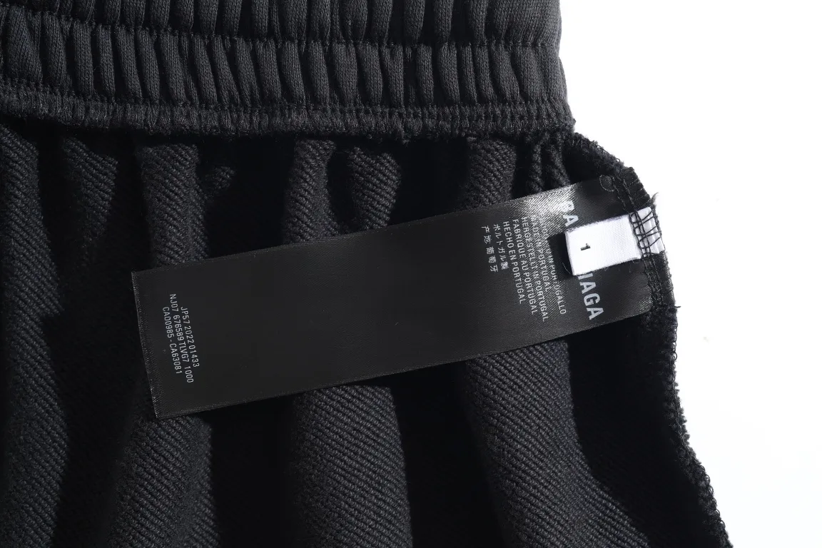 Logo Print Cotton-Jersey Sweat Shorts D17921296 — view 17
