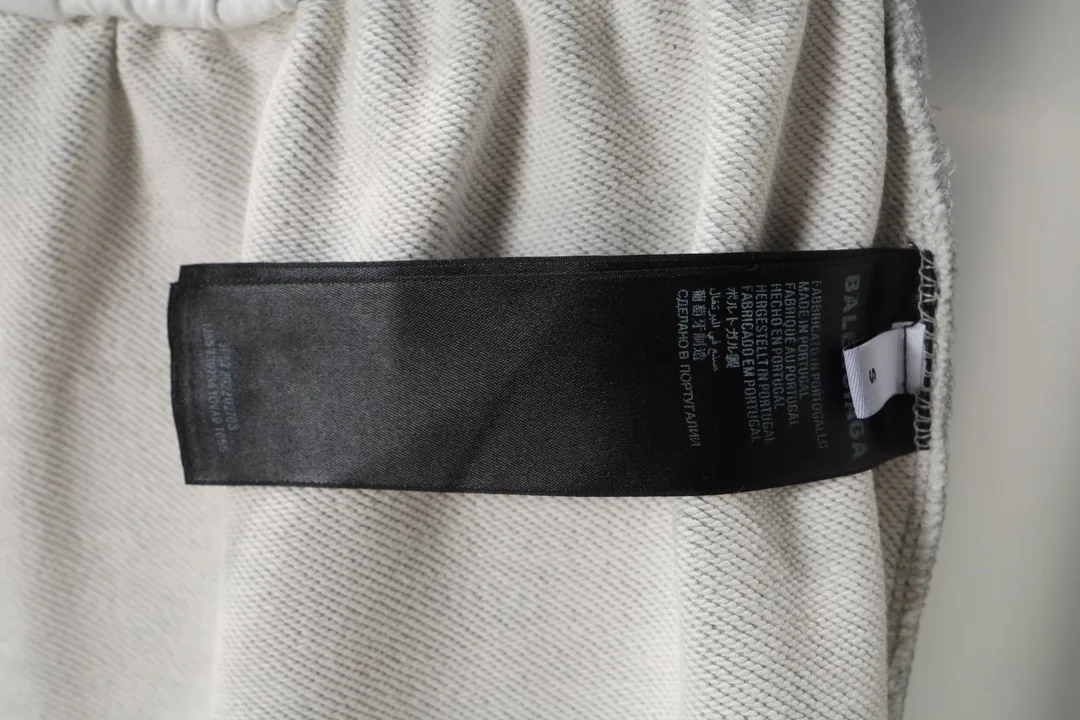 Trompe L'oeil Layered Logo Sweat Shorts D20521281 — view 4