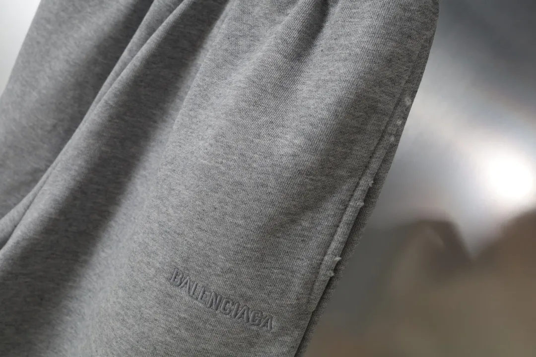 Trompe L'oeil Layered Logo Sweat Shorts D20521281 — view 8