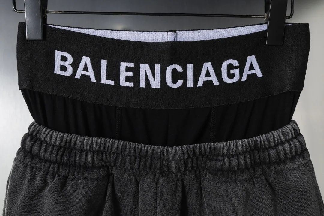 Trompe L'oeil Layered Logo Sweat Shorts D20521281 — view 22