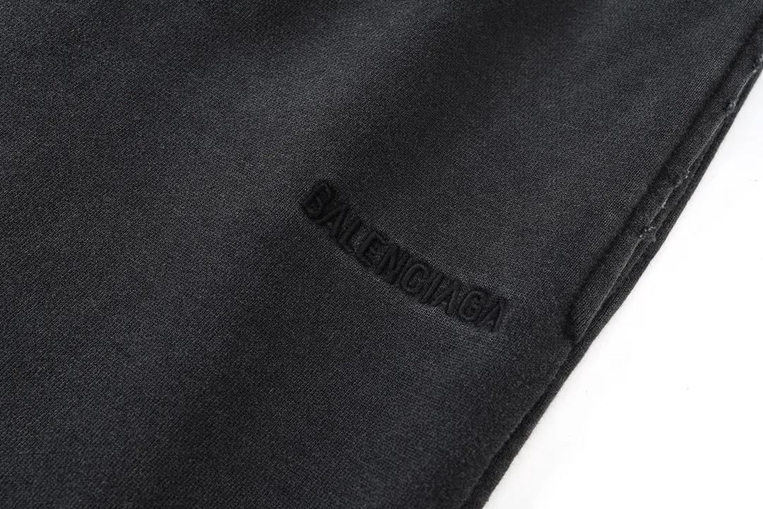 Trompe L'oeil Layered Logo Sweat Shorts D20521281 — view 33