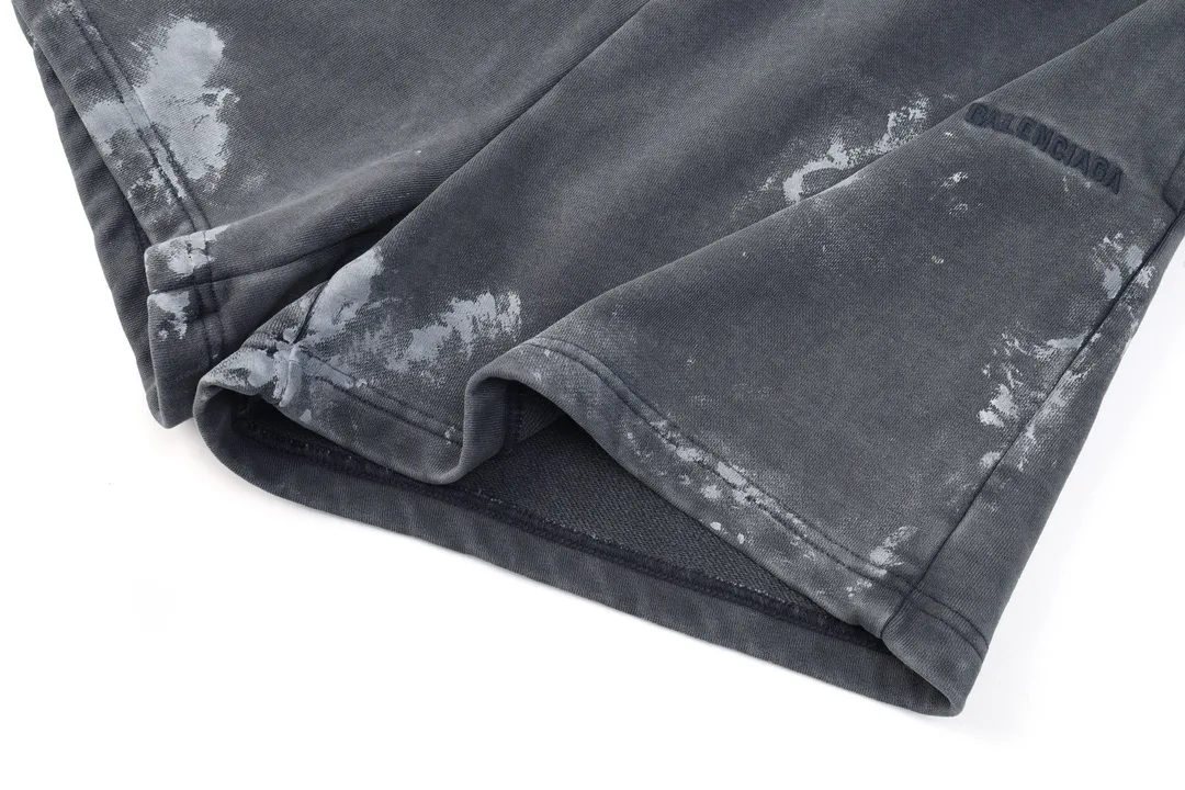Paint-Splatter Distressed Cotton Shorts D21921254 — view 15