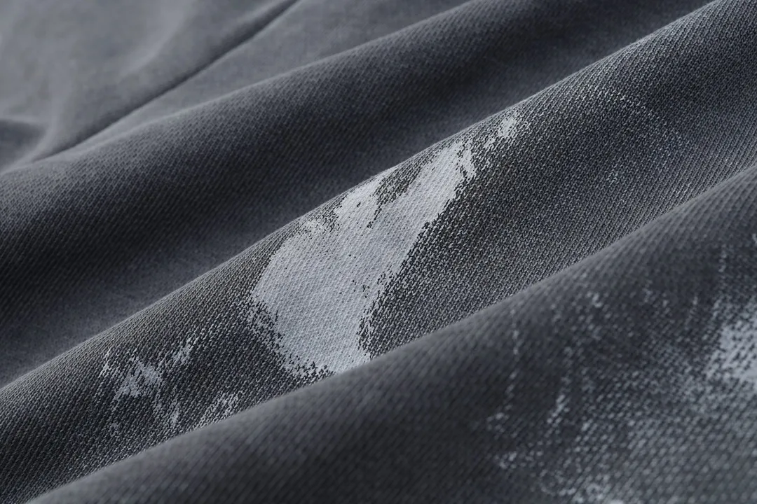 Paint-Splatter Distressed Cotton Shorts D21921254 — view 16