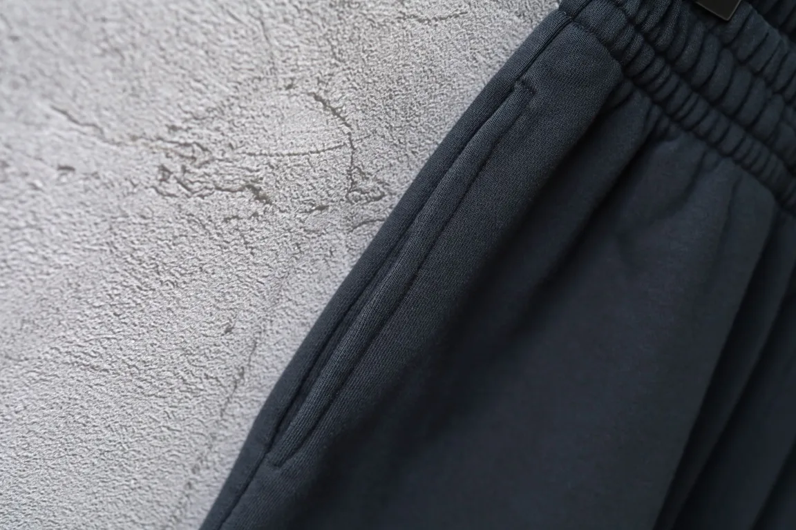 Logo Embroidered Cotton-Jersey Shorts D19521248 — view 7