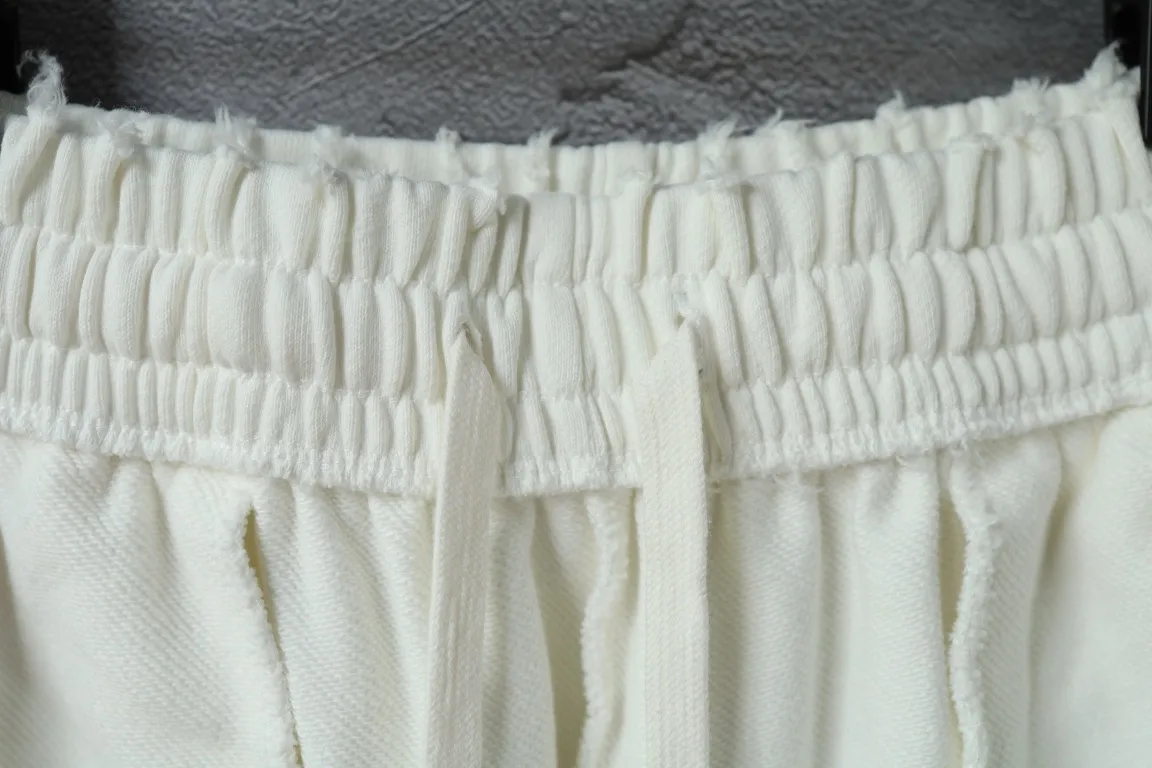 Logo Embroidered Distressed Cotton Shorts D19521304 — view 6