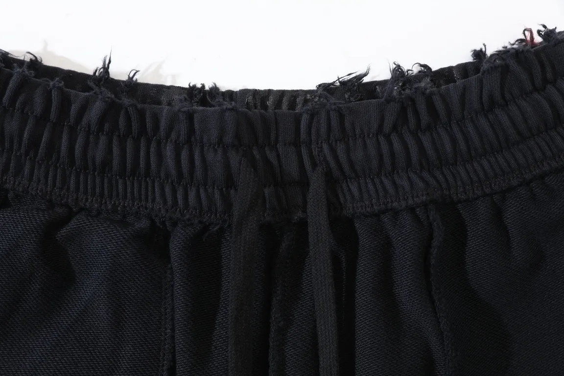Distressed Mud-Dye Coated Sweat Shorts D21921334 — view 7