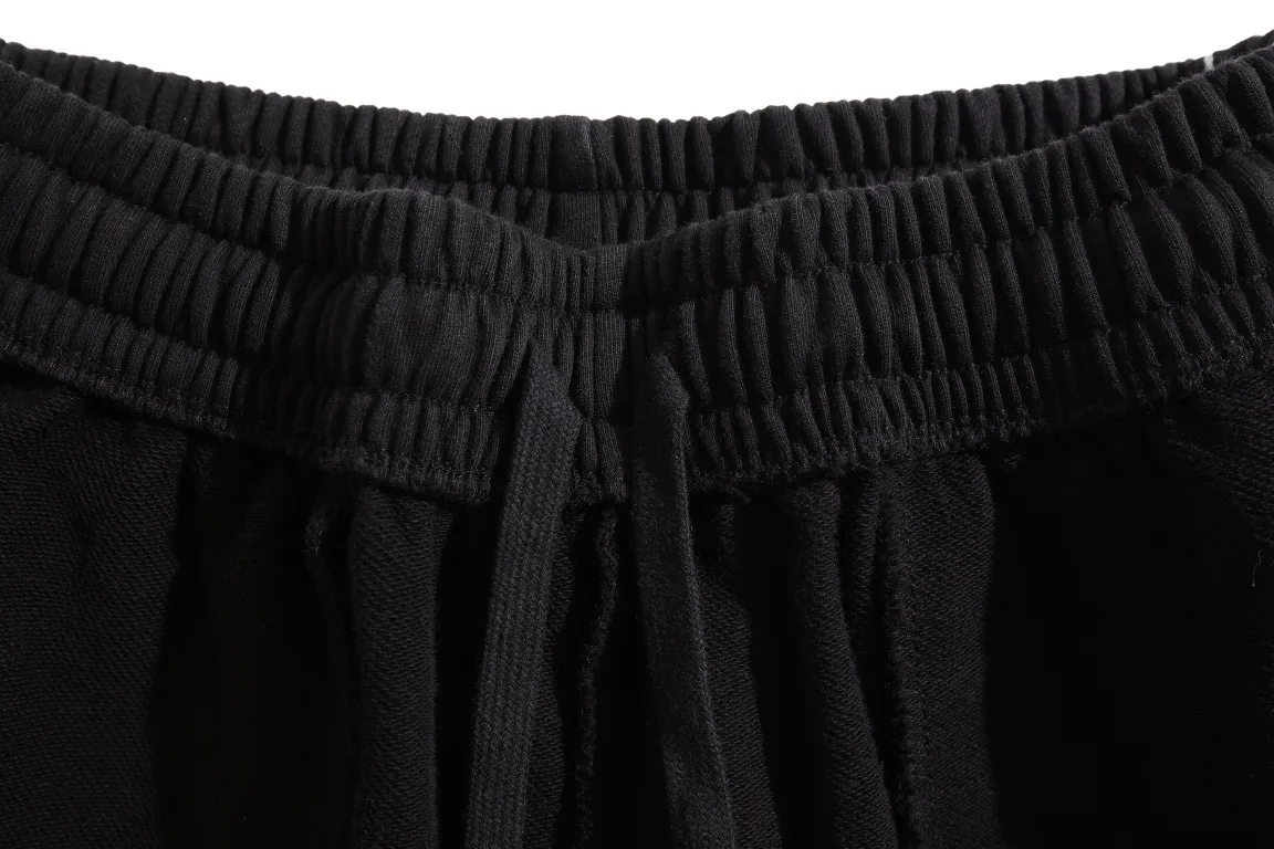 3B Embroidered Logo Tape Sweat Shorts D19521294 — view 16