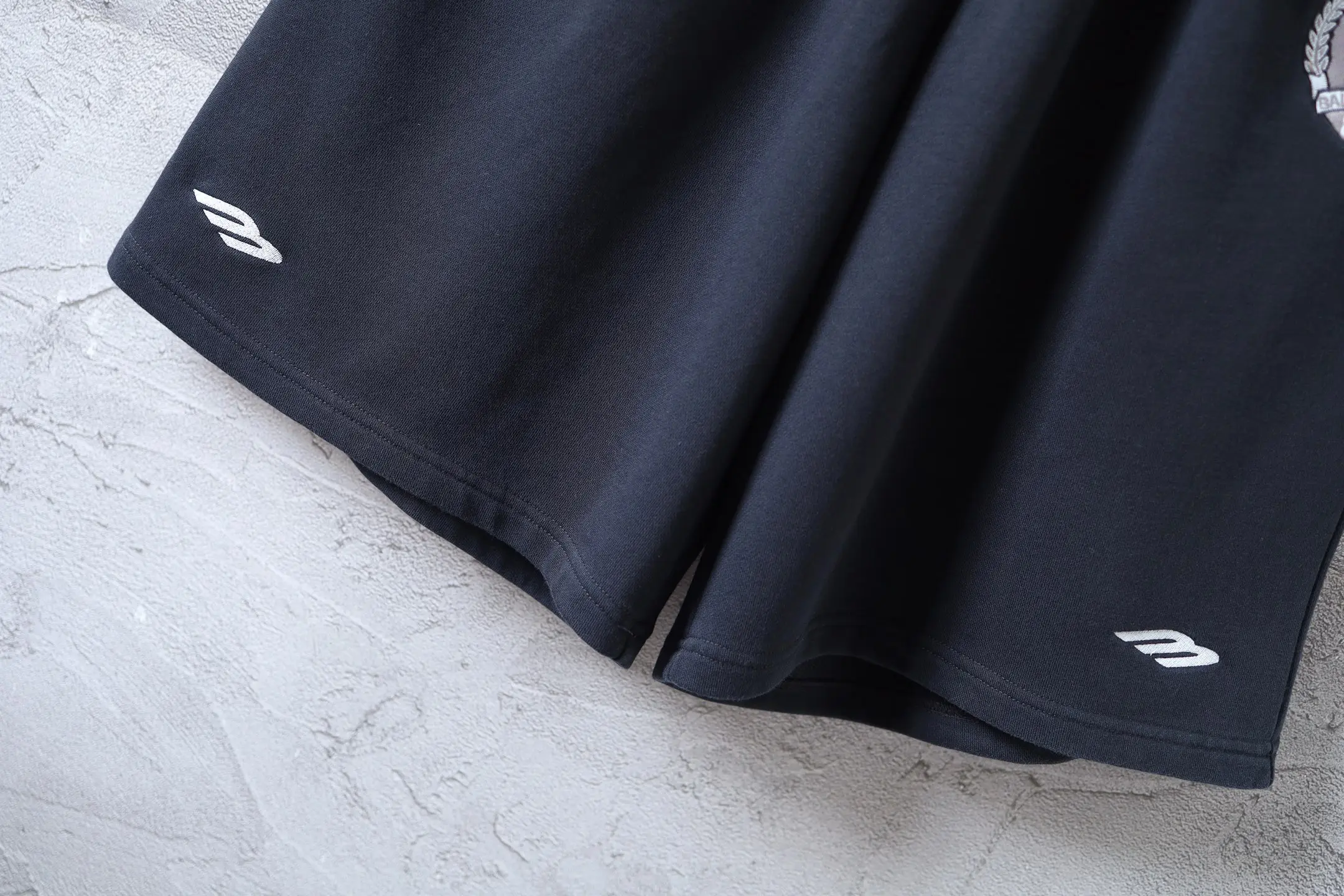 Embroidered Crest Cotton-Jersey Shorts D19921285 — view 23