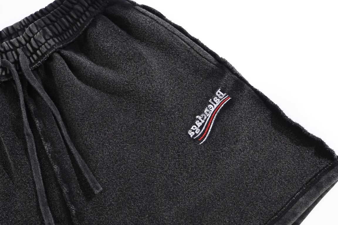 Logo Embroidered Washed Cotton Sweat Shorts D22521315 — view 13