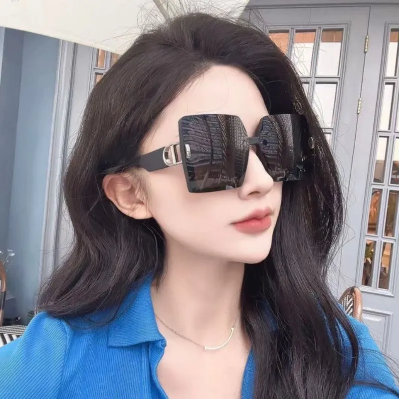 Dior Logo Detail Sunglasses D20018579 — view 3