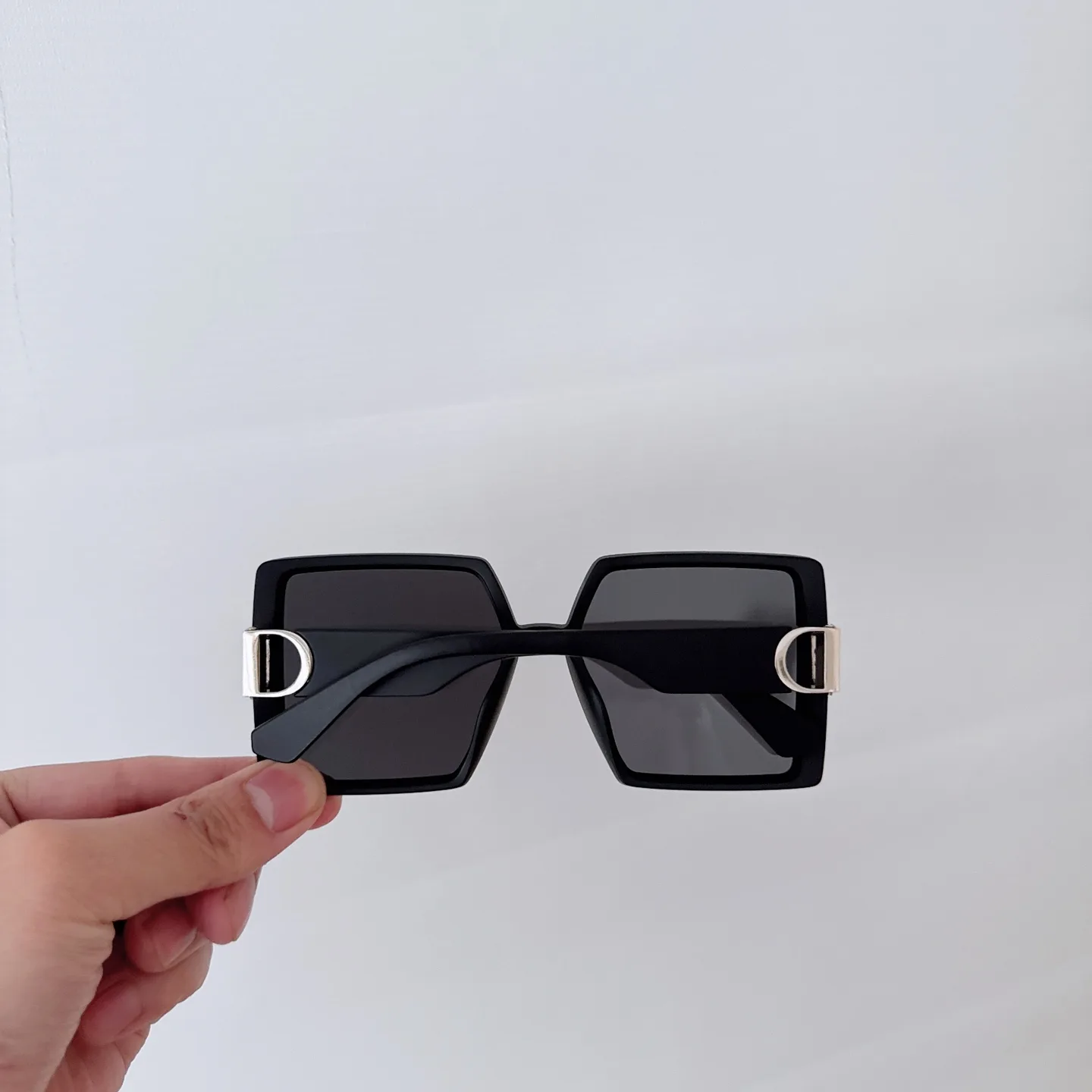 Dior Logo Detail Sunglasses D20018579 — view 5