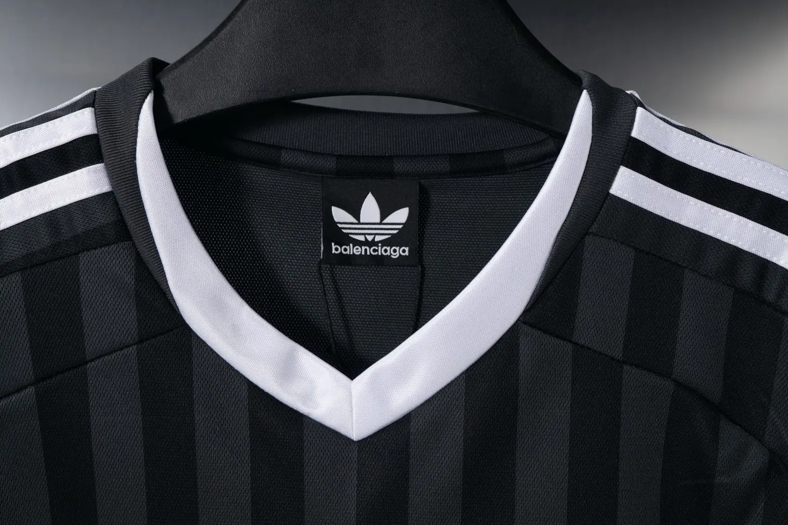 Striped Oversized Soccer Jersey D15021320 — view 5
