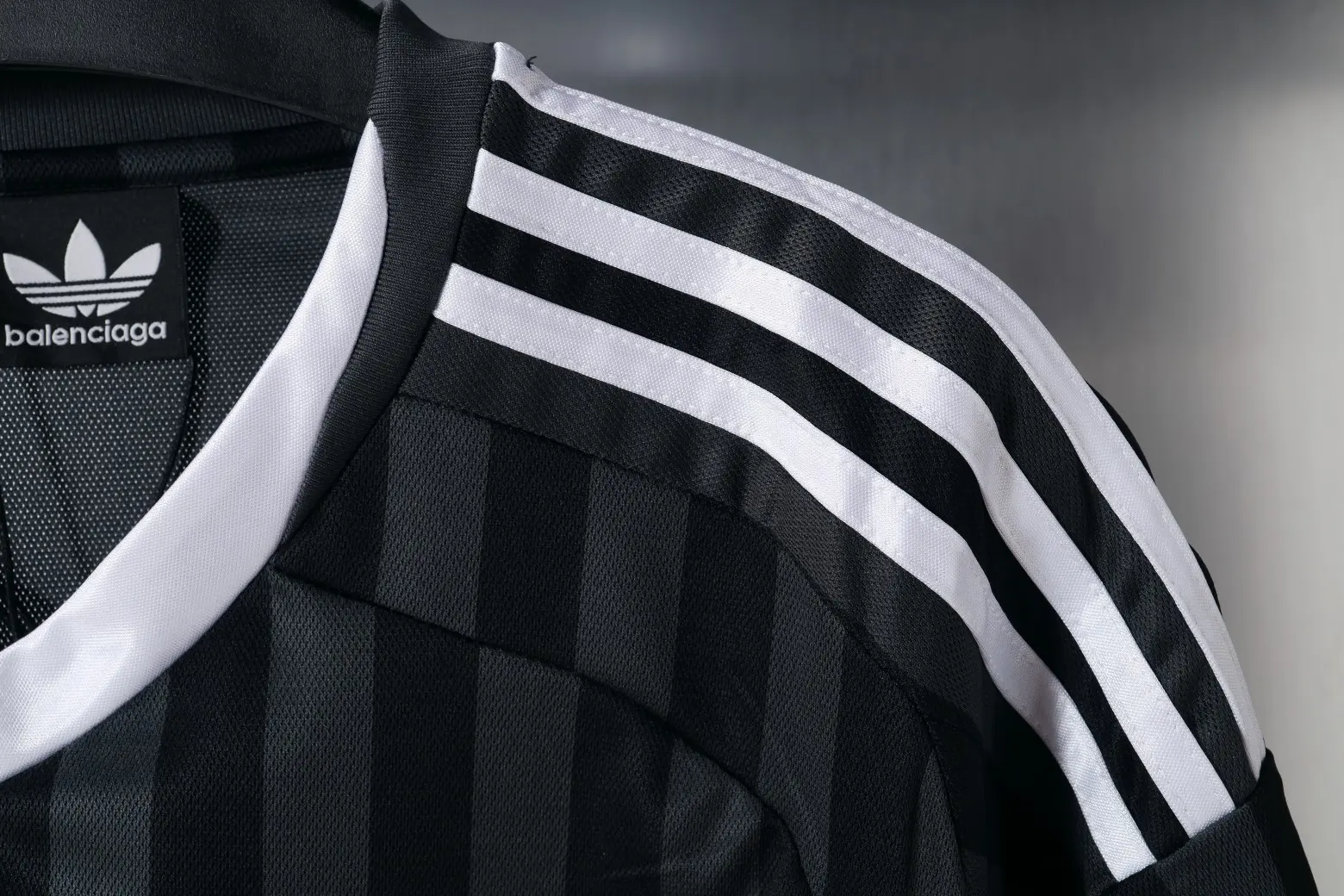 Striped Oversized Soccer Jersey D15021320 — view 6