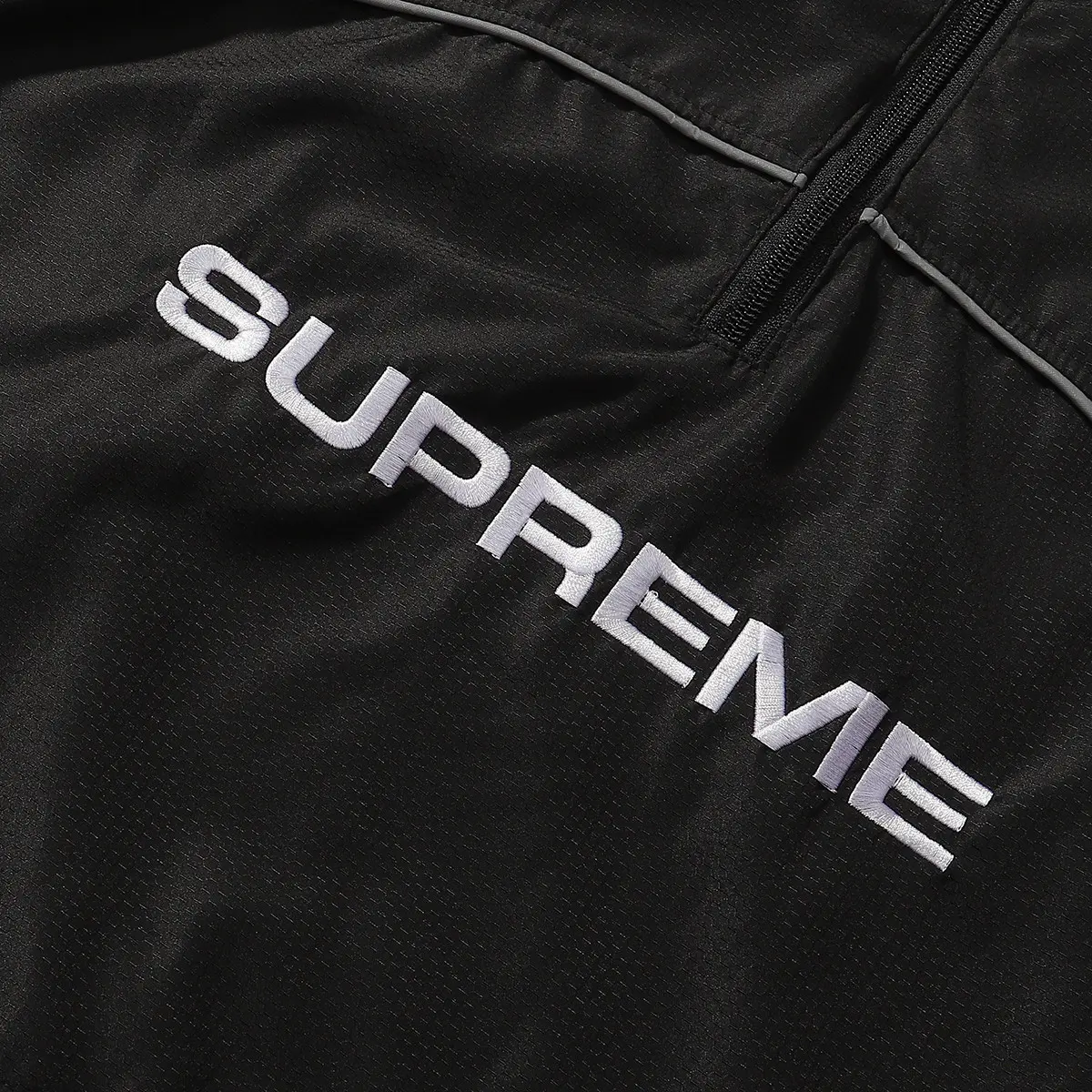 Reflective Embroidered Half-Zip Windbreaker D18011657 — view 5