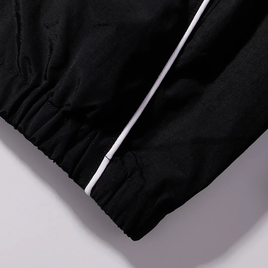 Supreme x Umbro Hooded Track Jacket D17011660 — view 6