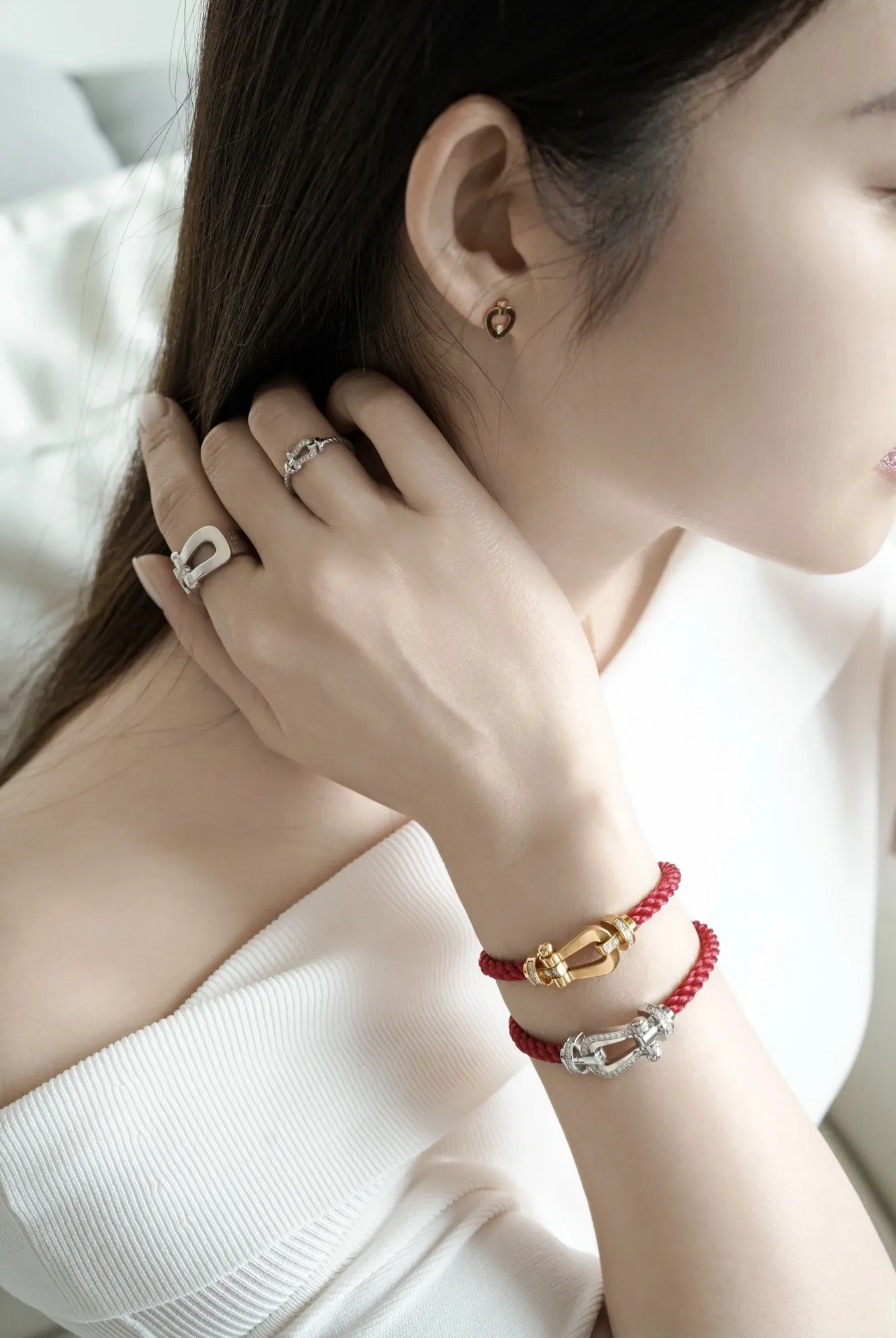Force 10 Horseshoe Red Cord Bracelet D22017119 — view 9