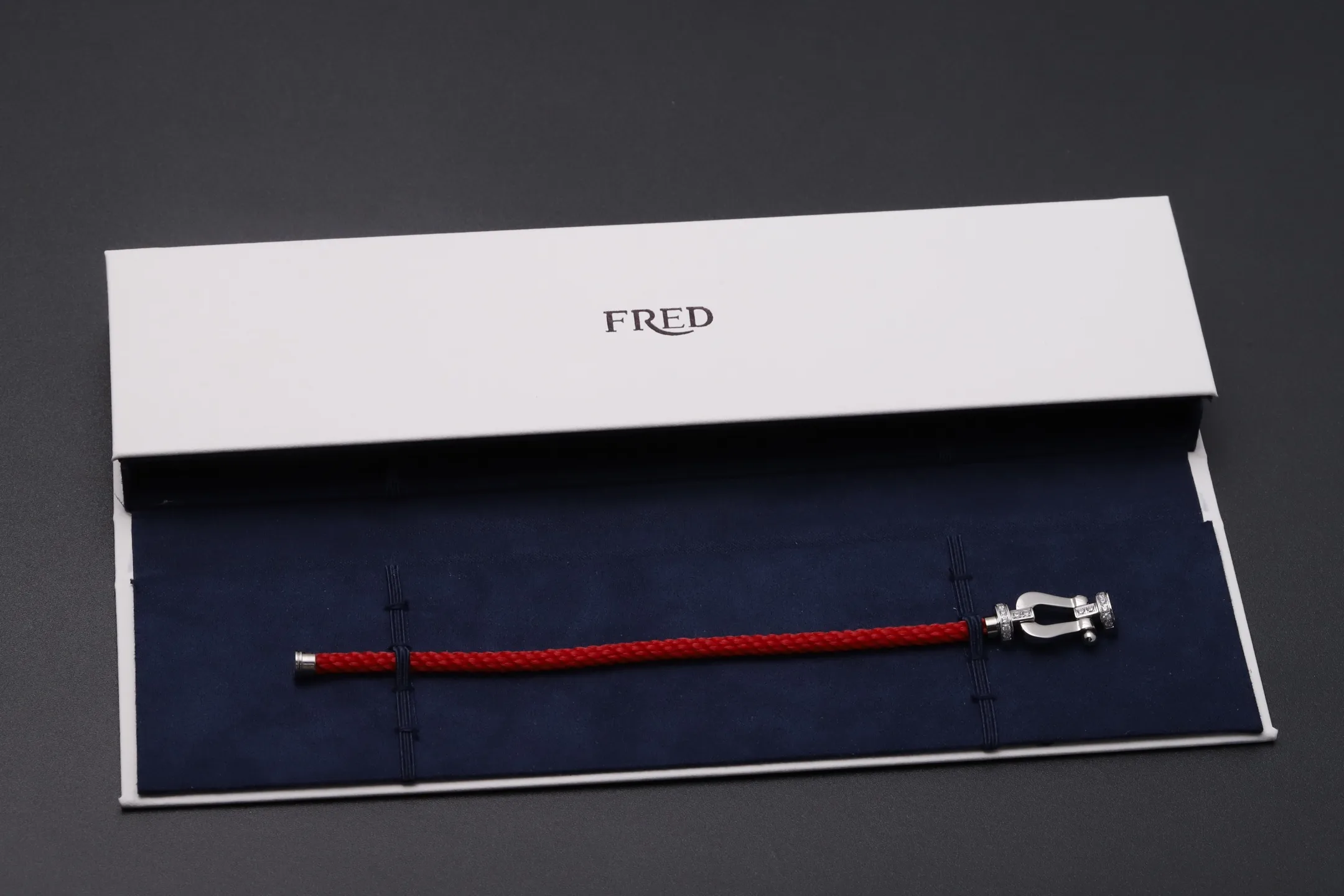 Force 10 Horseshoe Braided Rope Bracelet D22017122 — view 2