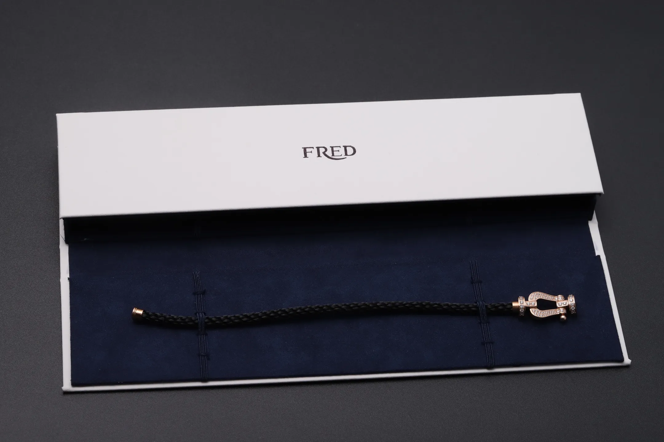 Force 10 Style Horseshoe Pave Bracelet D22017118 — view 2