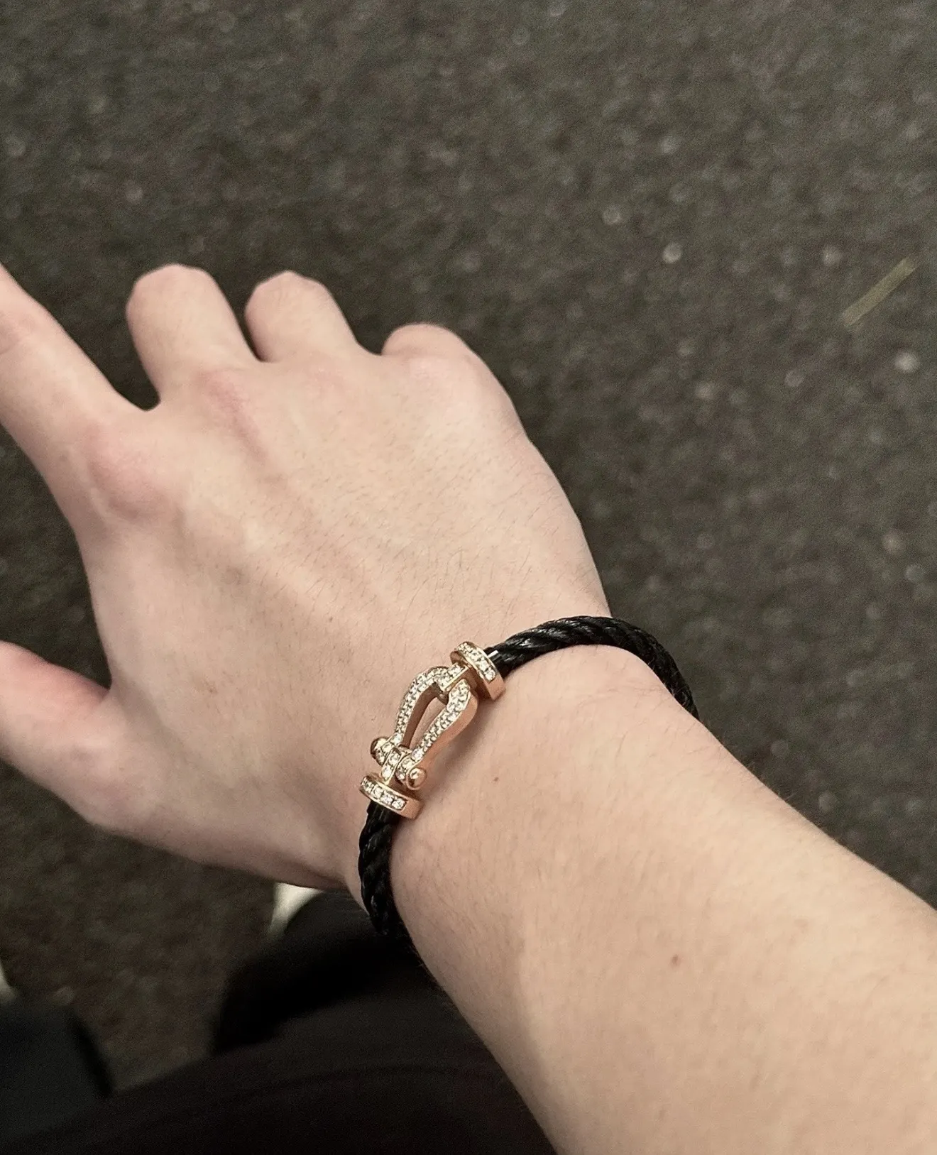 Force 10 Style Horseshoe Pave Bracelet D22017118 — view 8