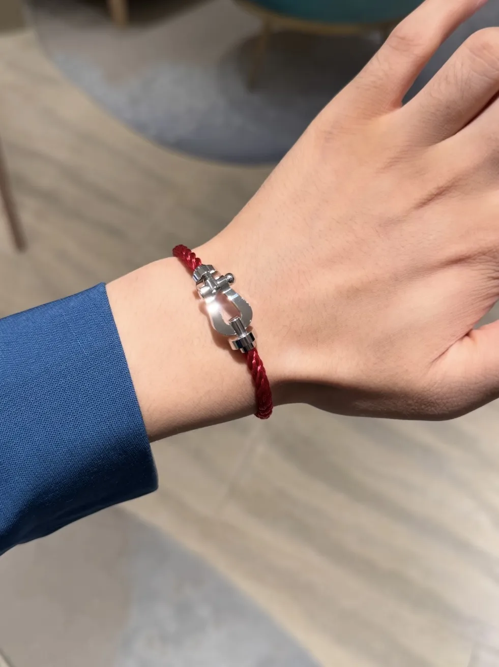 Force 10 Horseshoe Red Rope Bracelet D22017121 — view 11