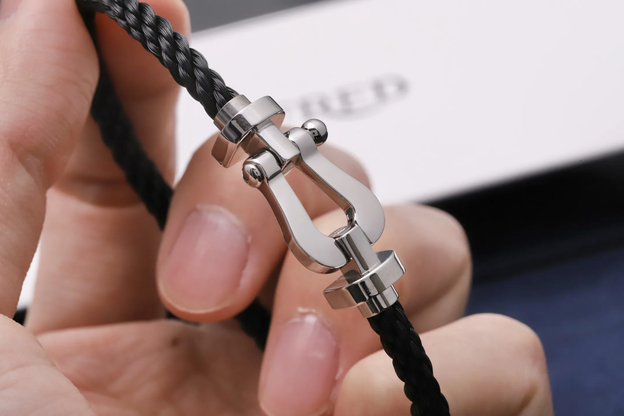 Force 10 Horseshoe Braided Rope Bracelet D22017115 — view 5