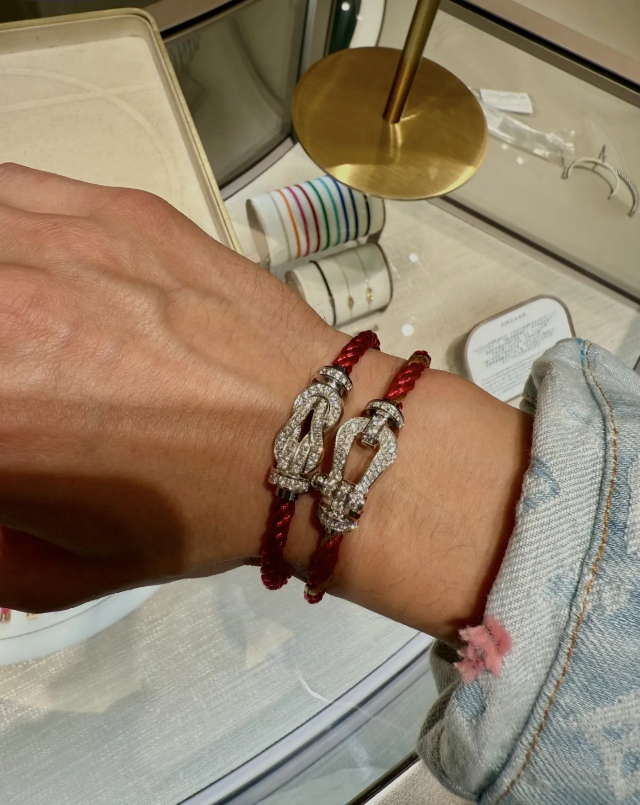 8-Degree Buckle Red Cord Bracelet with Pavé Crystals D23017110 — view 9