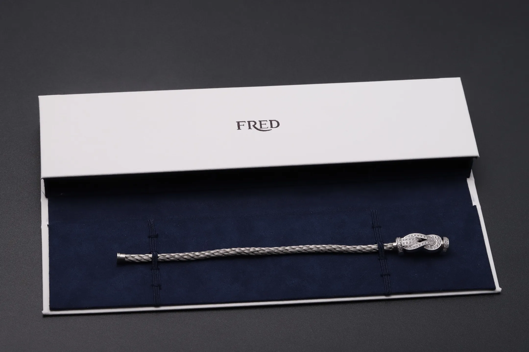 Figure-Eight Knot Cable Bracelet with Crystals D25017109 — view 2