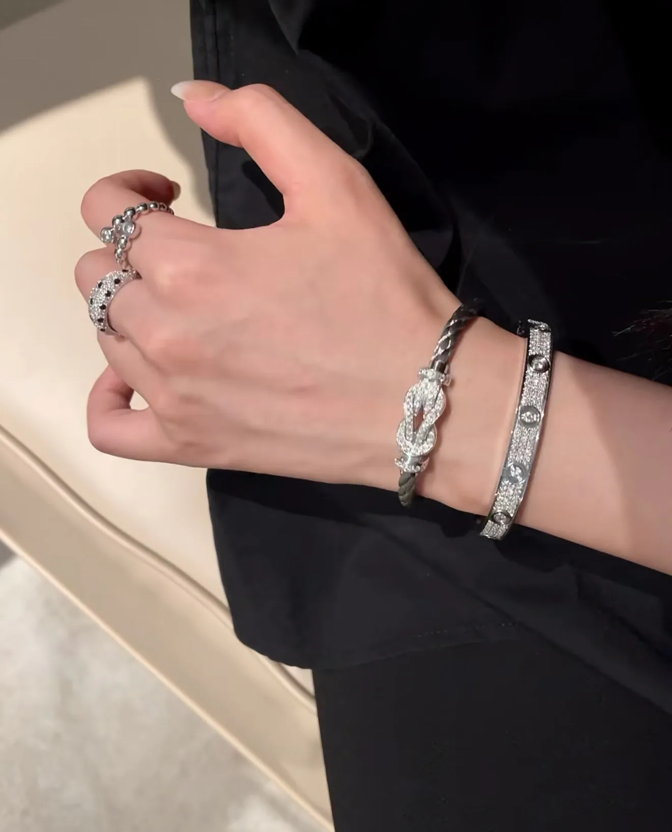 Figure-Eight Knot Cable Bracelet with Crystals D25017109 — view 9