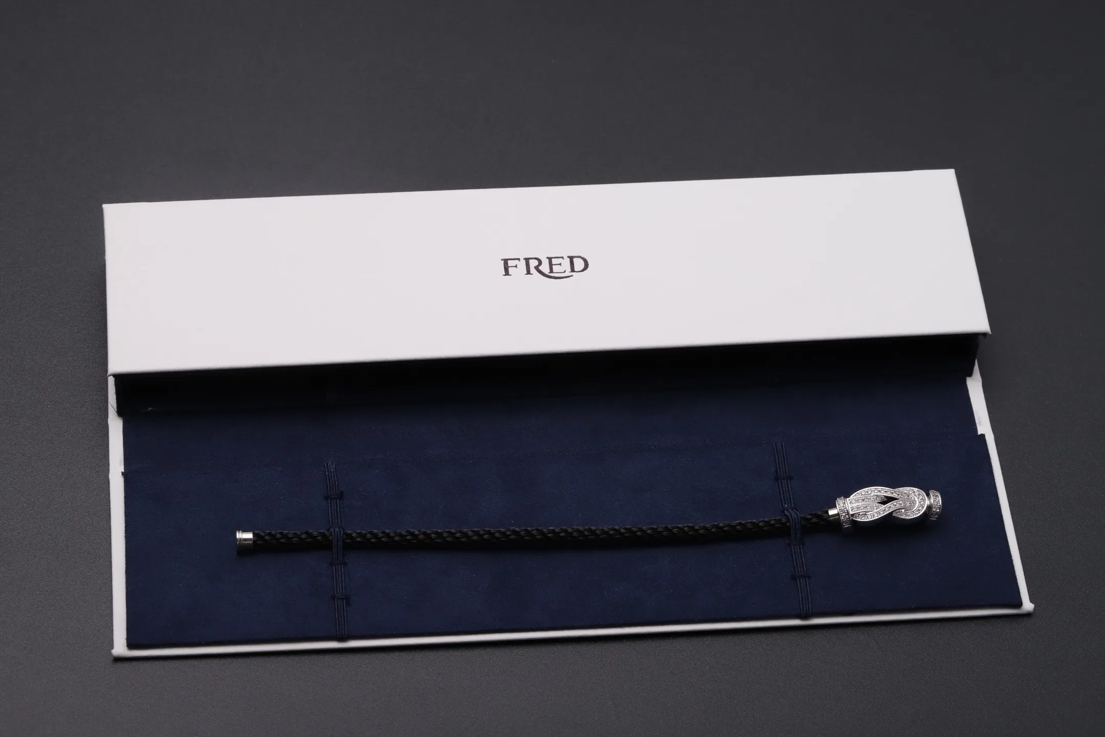 8° Degree Large Pavé Diamond Knot Rope Bracelet D23017112 — view 2