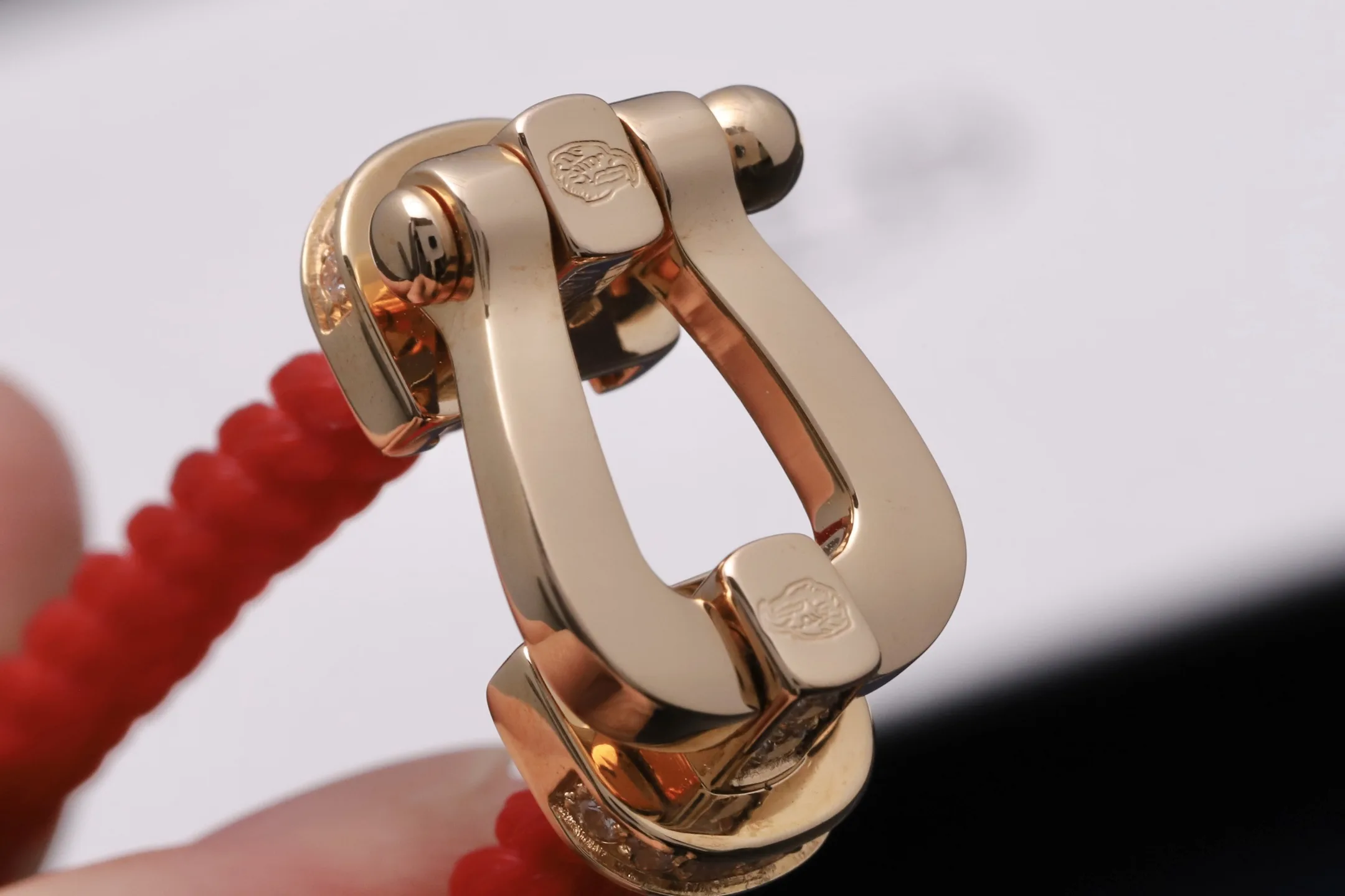 Force 10 Horseshoe Red Cord Bracelet D20017113 — view 8