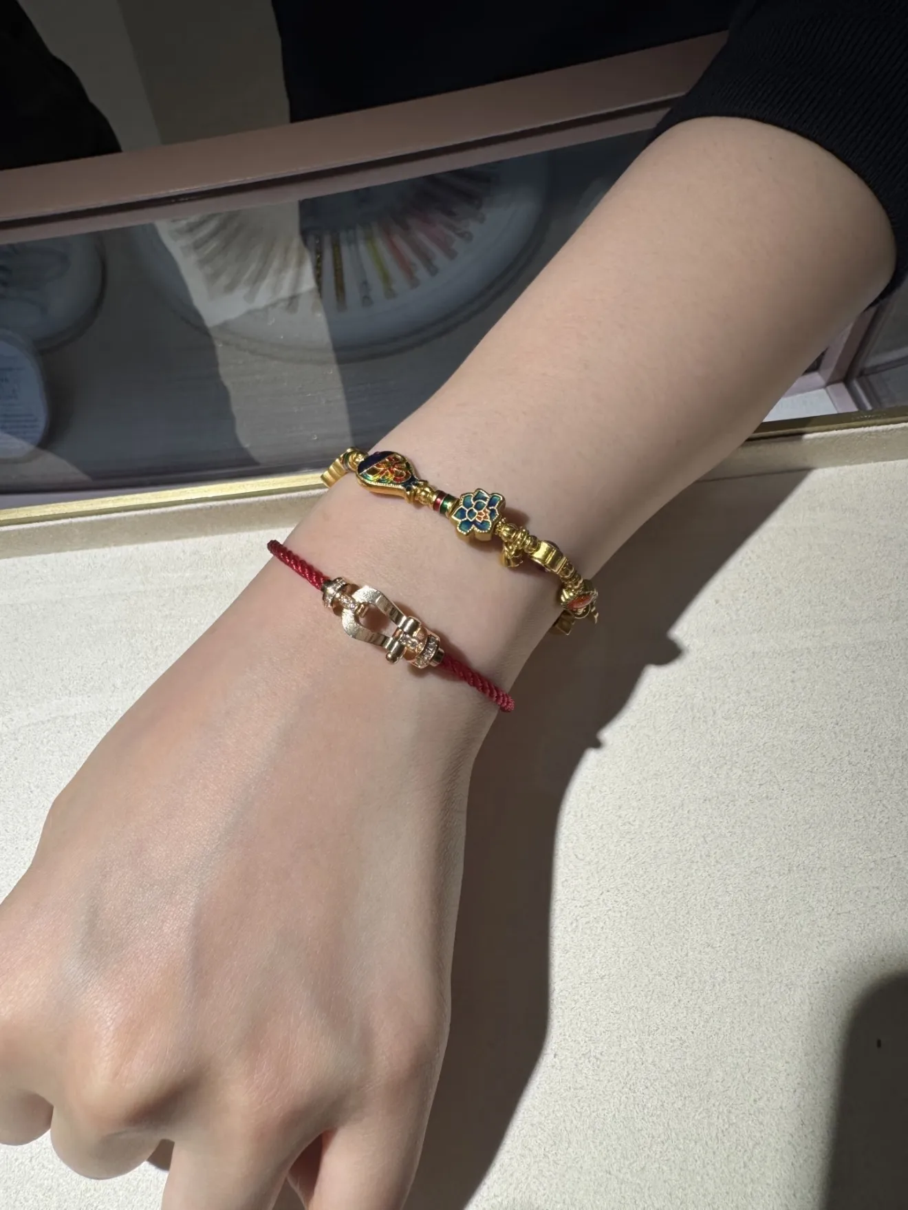 Force 10 Horseshoe Red Cord Bracelet D20017113 — view 10